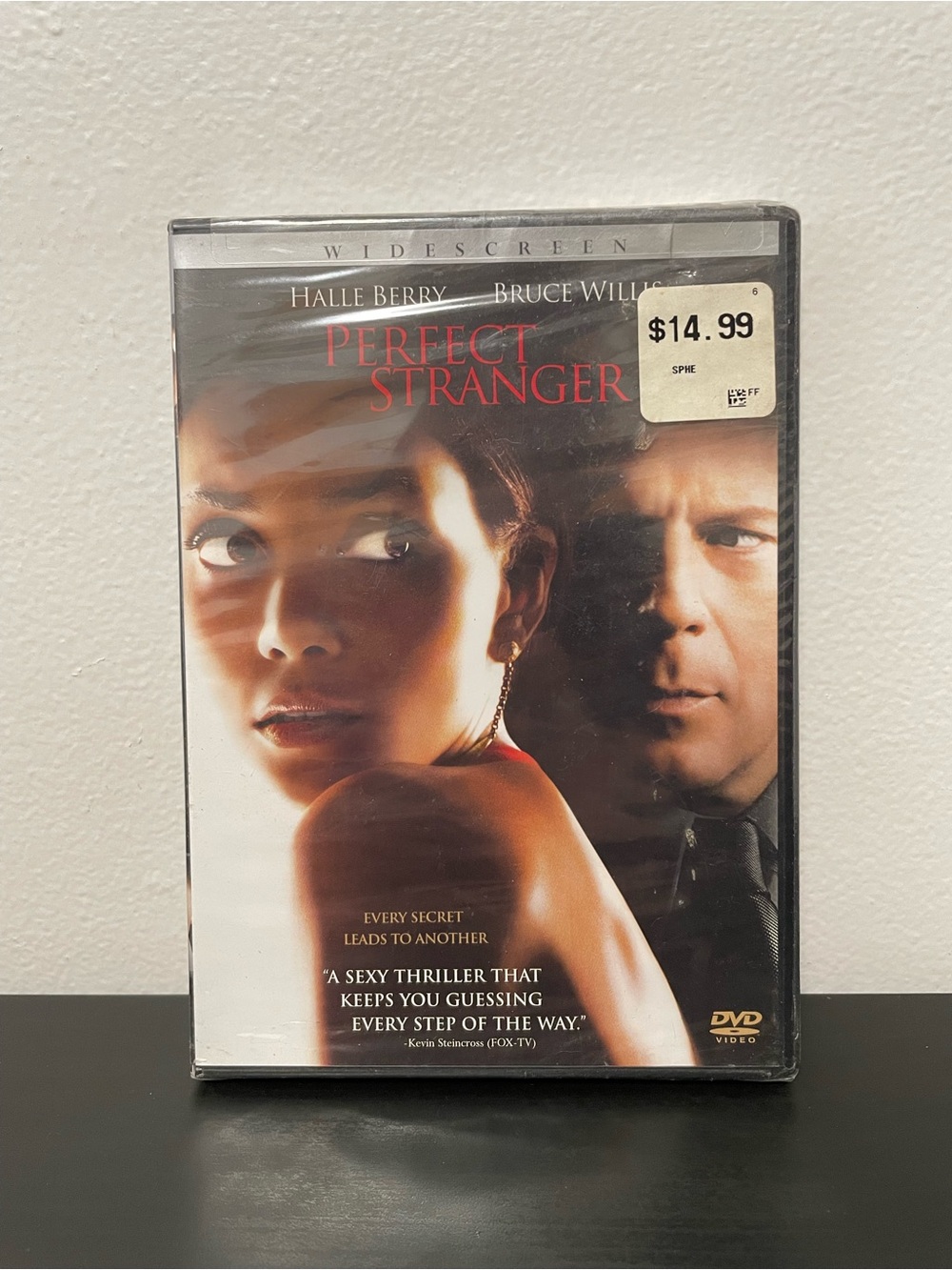 Perfect Stranger DVD NEW SEALED Halle Berry Bruce Willis 2007